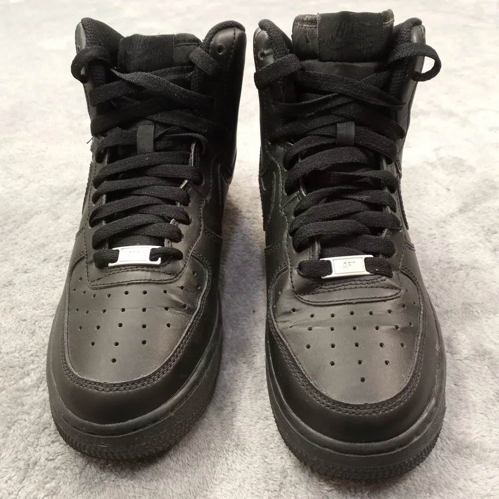 Nie Air Foece 1 Men's Black High-Top Sneakers Size 7y - Picture 1 of 11